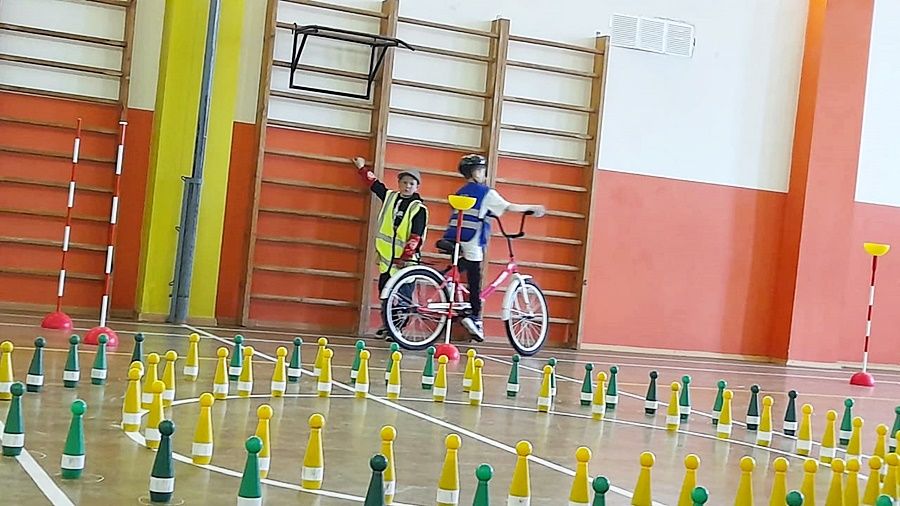 Лидеры конкурса «Безопасное колесо» получили велосипеды