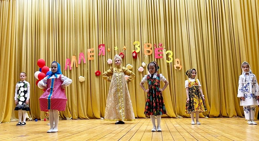 На «Аллее звезд»  вручали награды ученикам Сокуровской школы