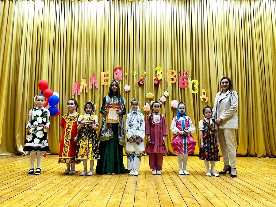 На «Аллее звезд»  вручали награды ученикам Сокуровской школы