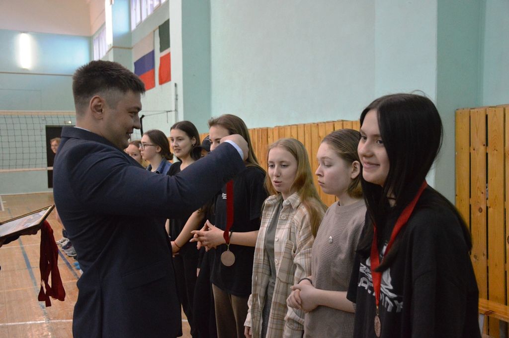Лаишевские волейболистки завоевали кубок районного турнира