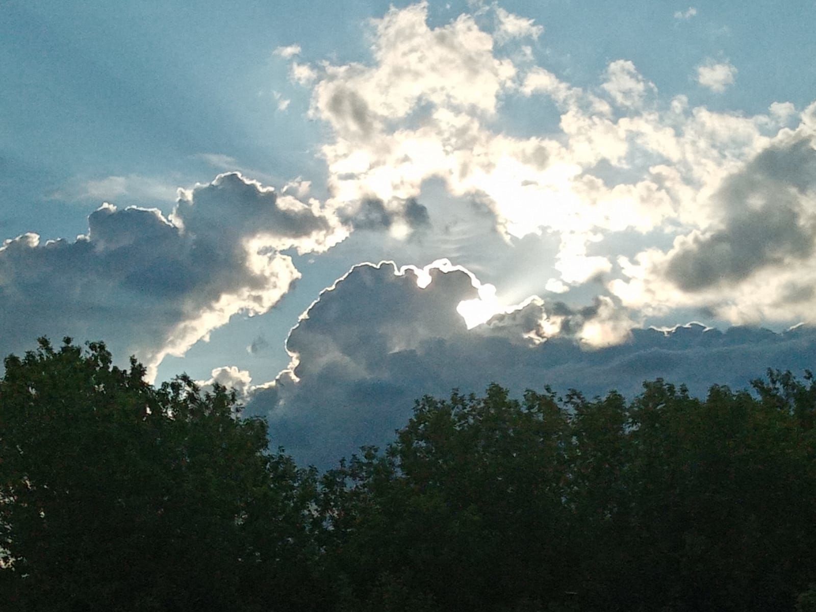 Фото читателей: такие разные облака