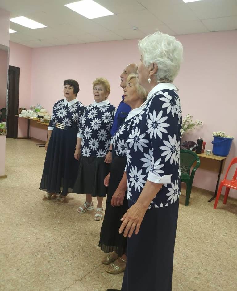 В районном доме культуры чествовали семьи с большим стажем