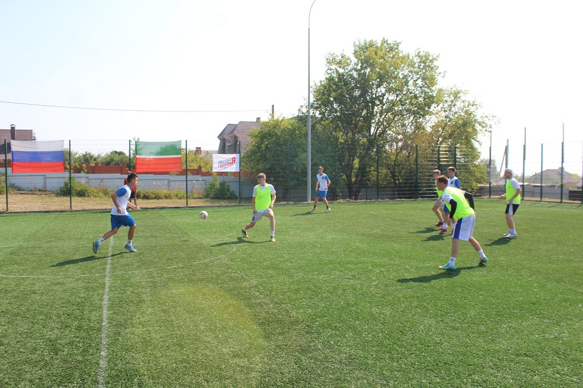 Футбольный турнир Лаишевского района выиграл габишевский «Кристалл»