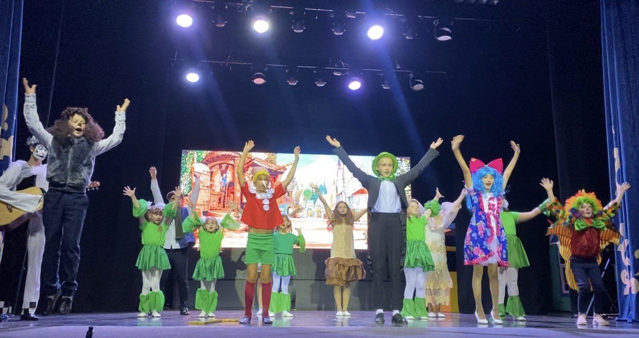 Детские театральные коллективы нашего района представили свои постановки