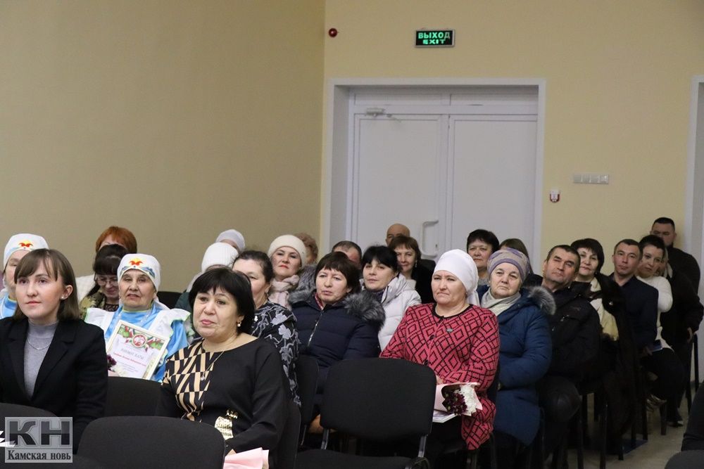 В Татарско-Янтыкском сельском поселении прошла встреча земляков с главой поселения