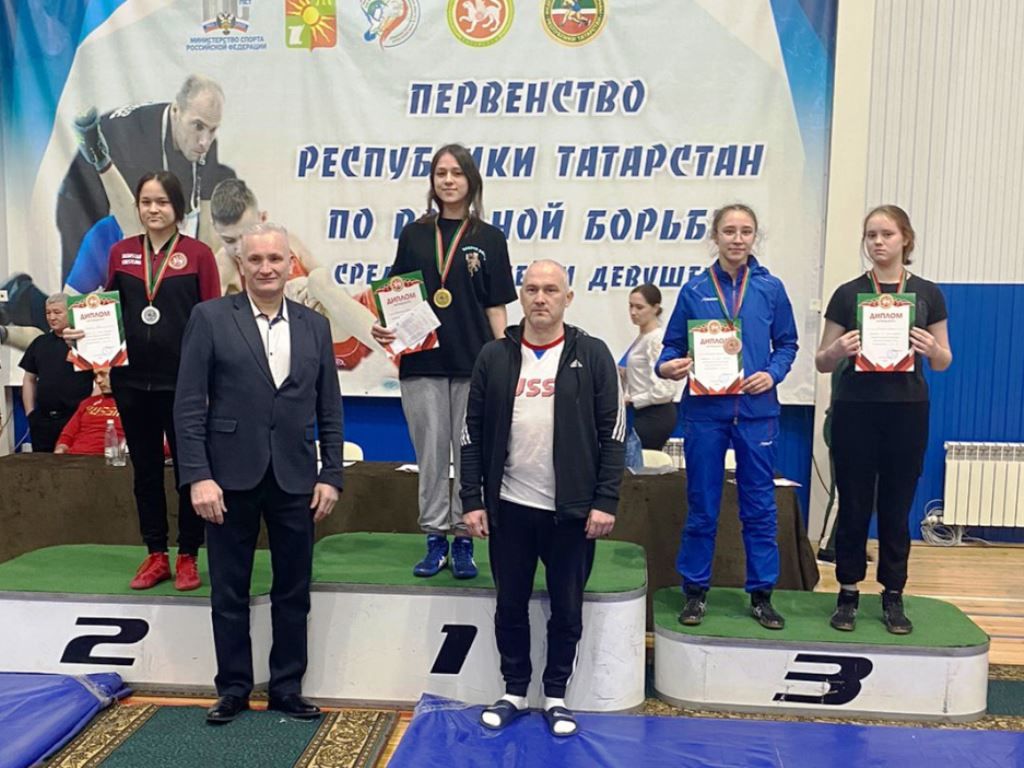 Очередное золото лаишевских борцов на республиканских соревнованиях