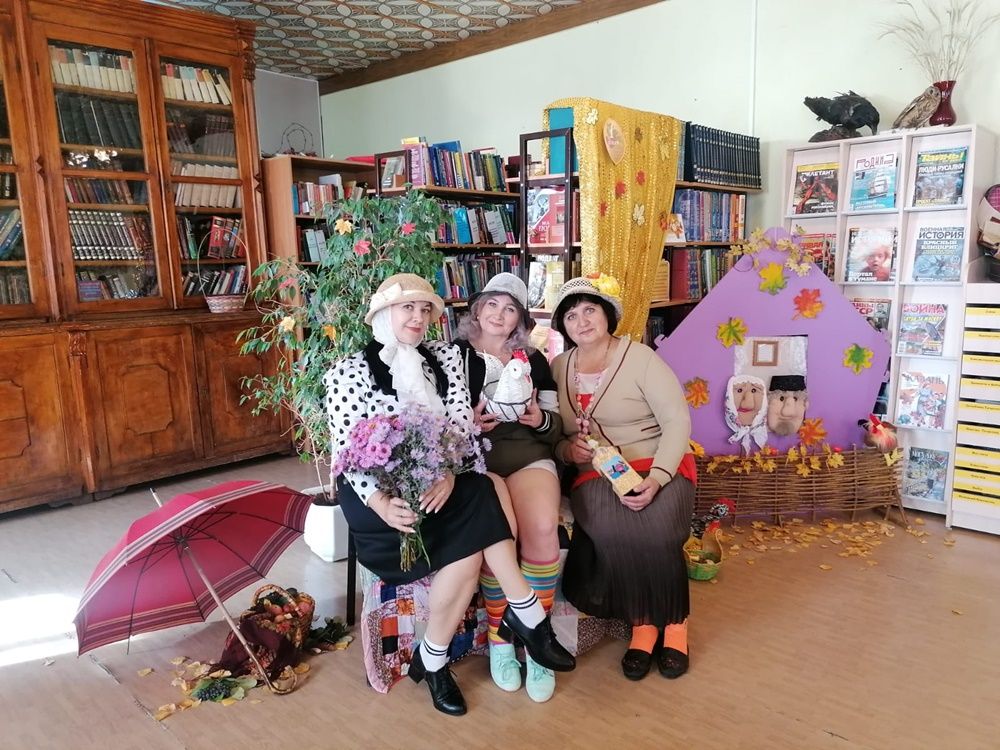 Замечательный праздник подготовили лаишевские библиотекари для своих возрастных читателей