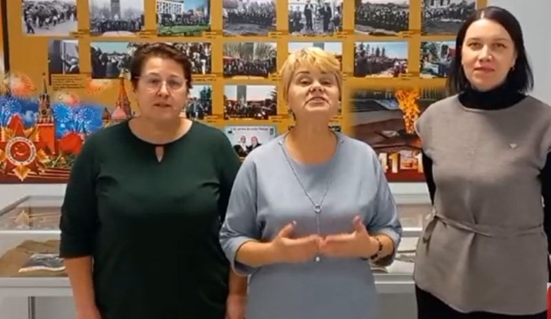 С Днем Конституции России поздравляют сотрудники Никольского СДК Лаишевского района Республики Татарстан, РФ