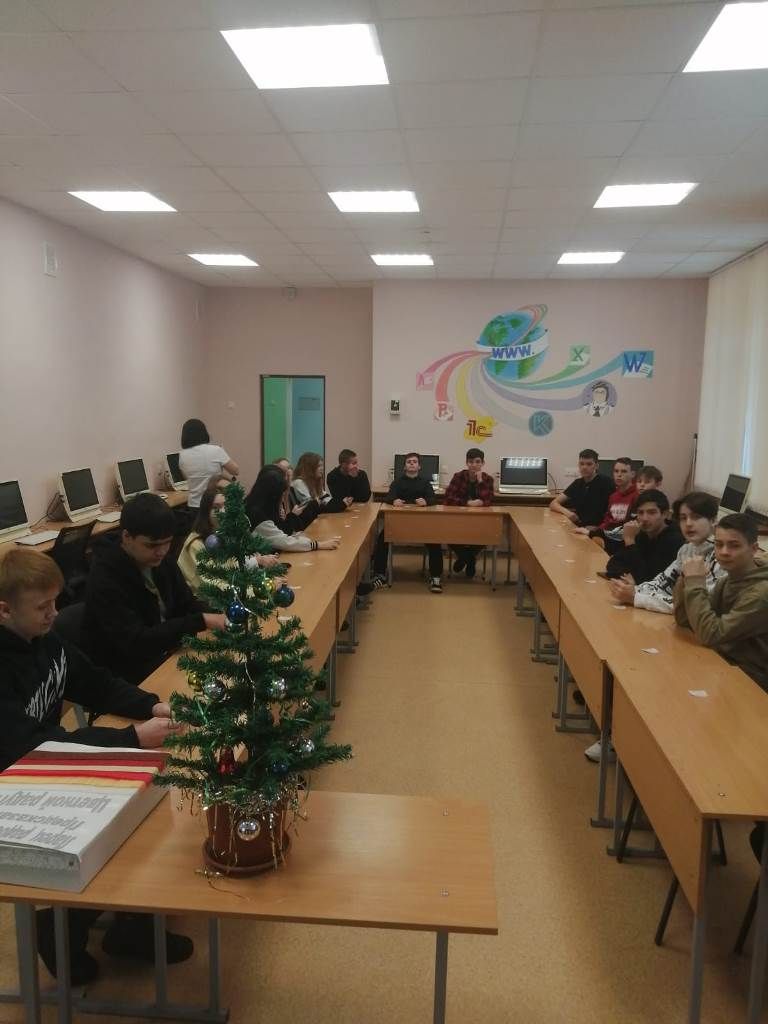 Около 60 школьников посетили Лаишевский техникум в День открытых дверей
