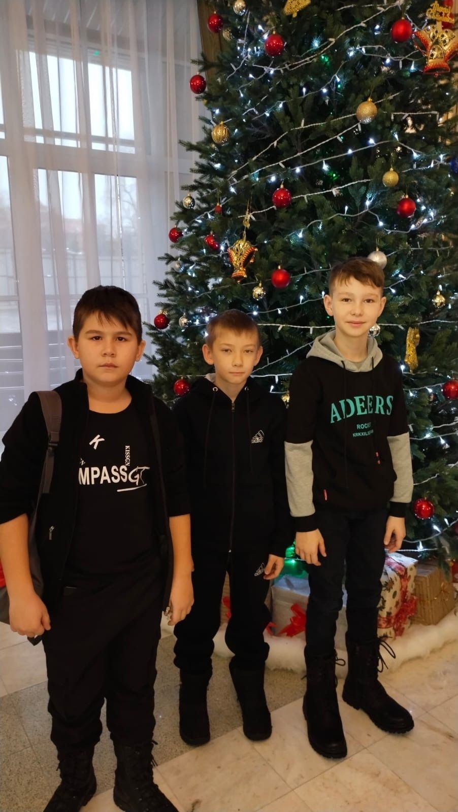 Новогоднее путешествие в страну Маленького волшебника совершили ребята 4 класса Лаишевской школы № 3