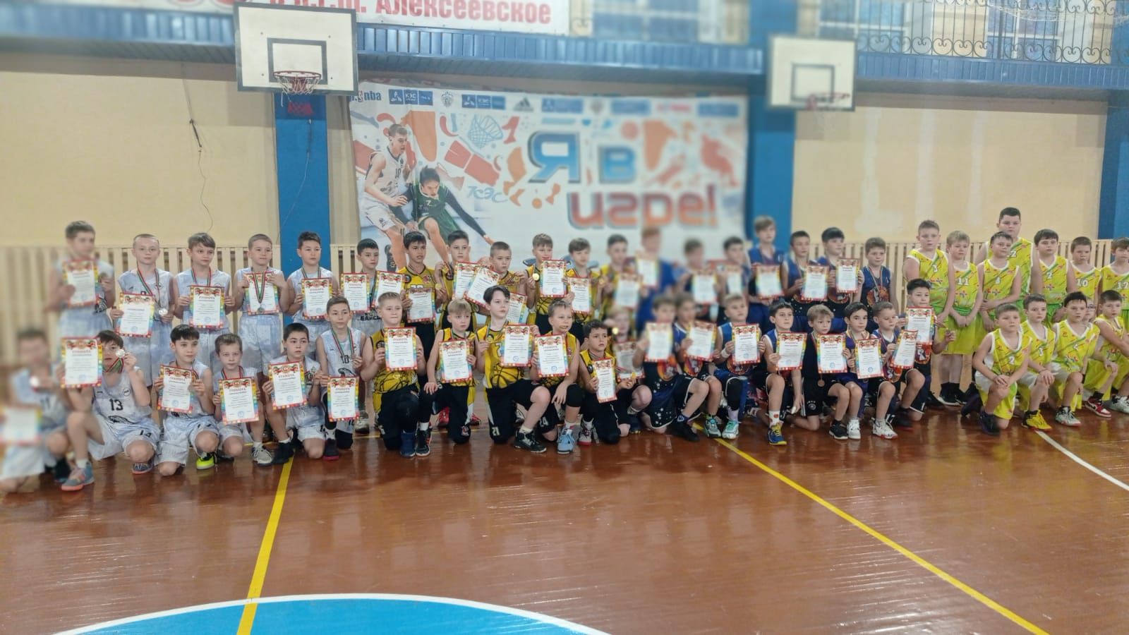 Лаишевские «Барсы» заняли второе место в первенстве по баскетболу