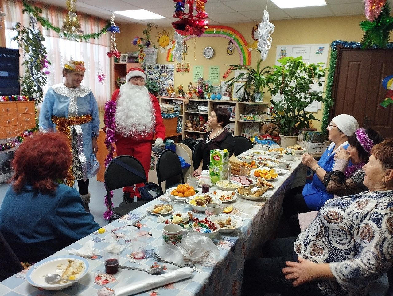 Новый год в Лаишевском районе встретили ретро-вечеринкой