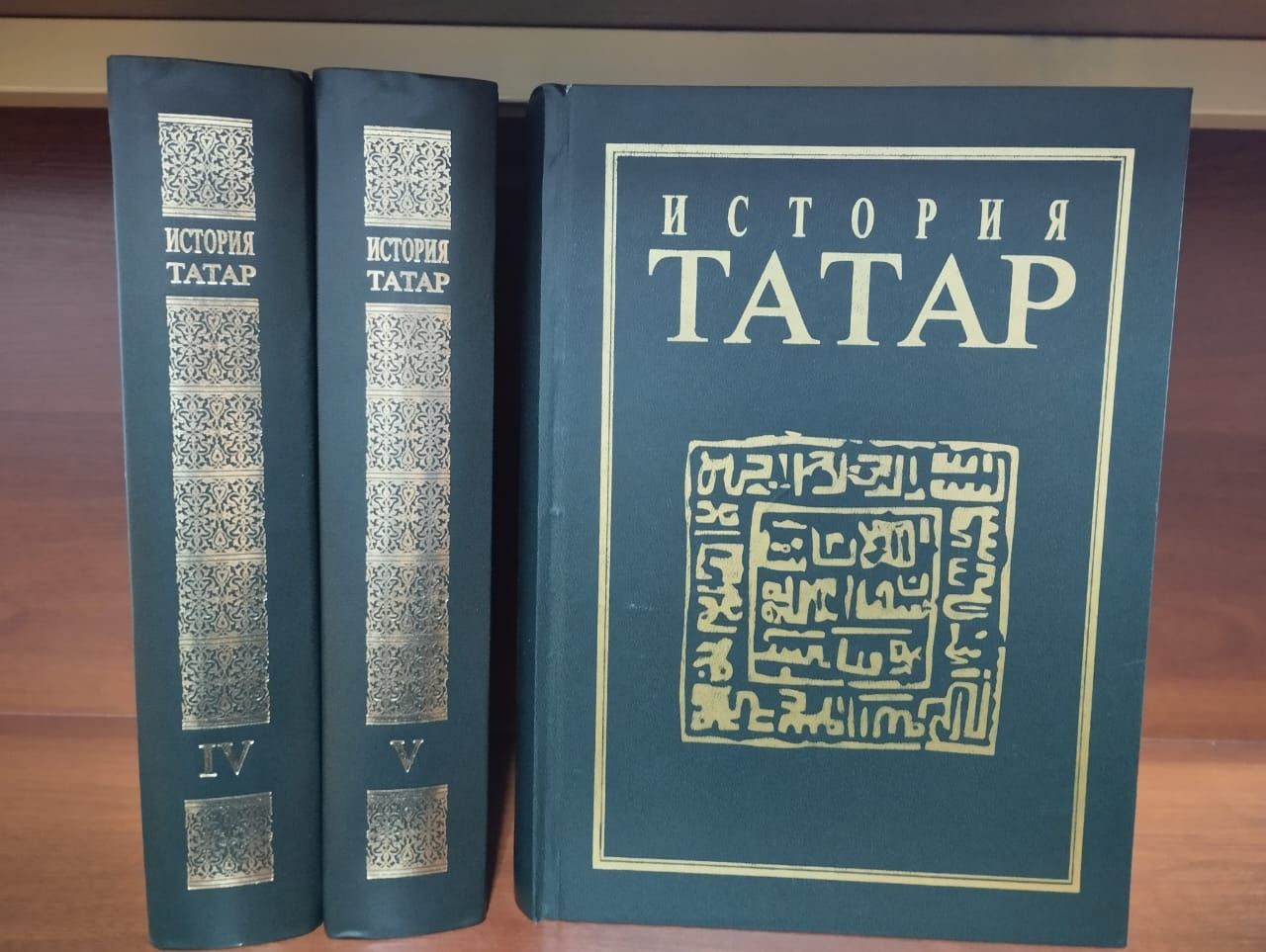 Китапханәгә яңа китаплар кайтты