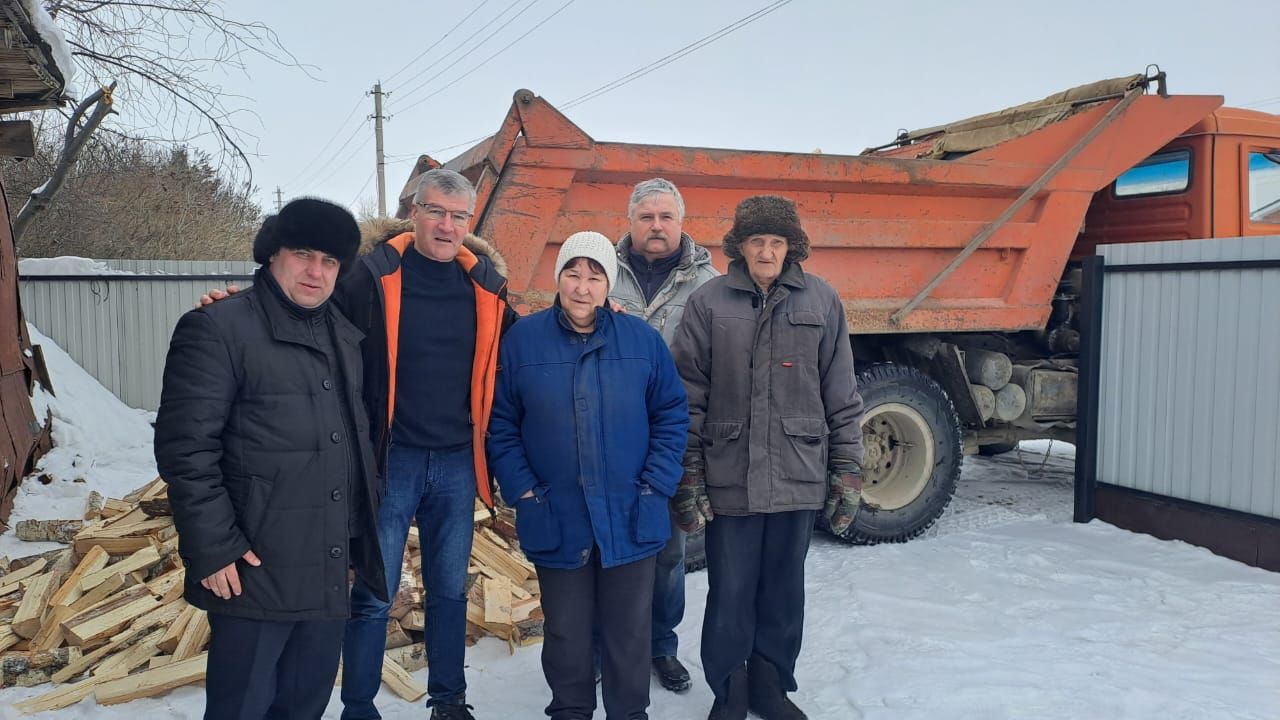 Жители Лаишевского района помогают друг другу в трудное время