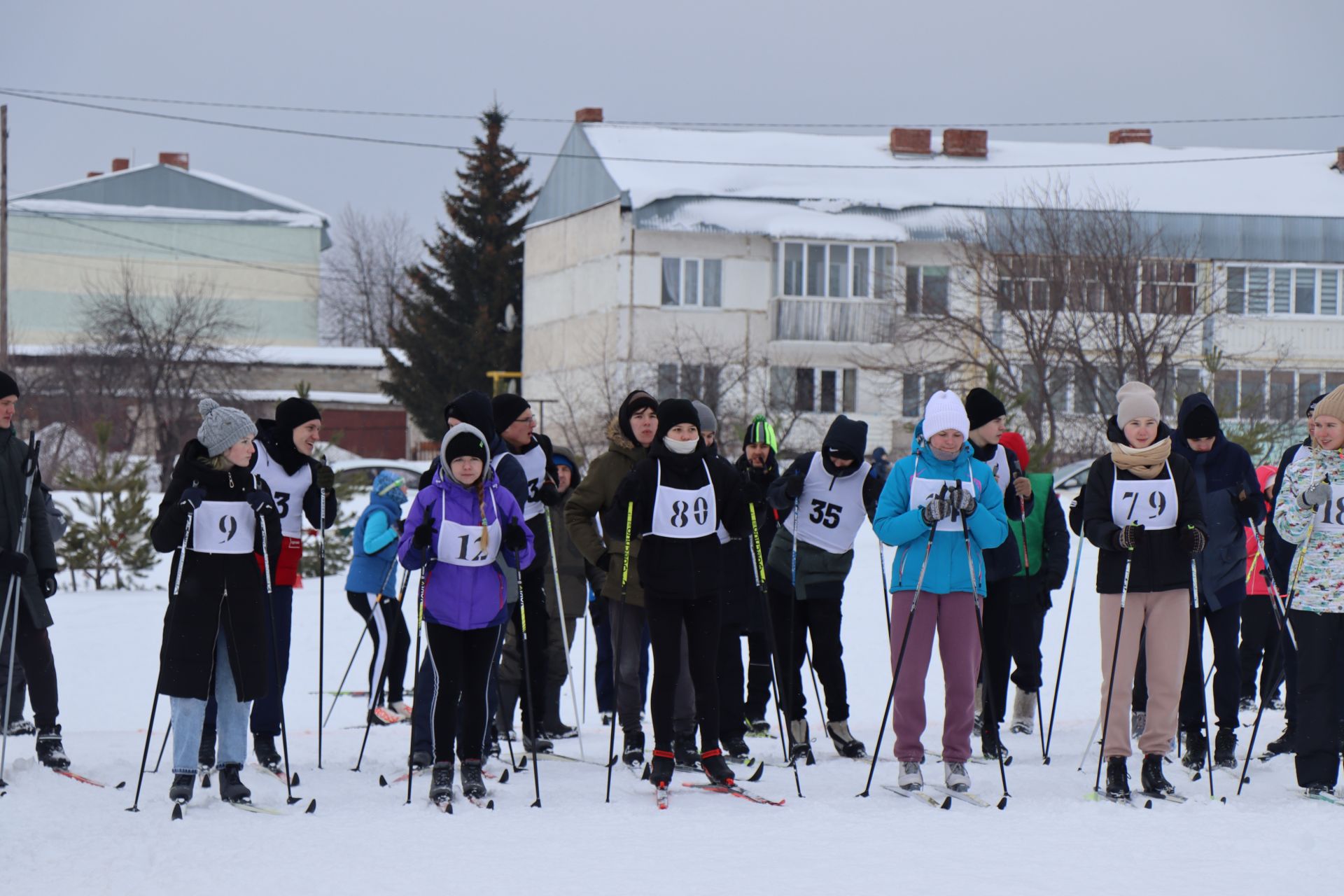 Участницы Лыжни России 2023 в Лаишево в возрасте до 35 лет