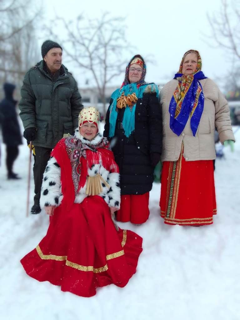 Яркая Масленица в Карадулях