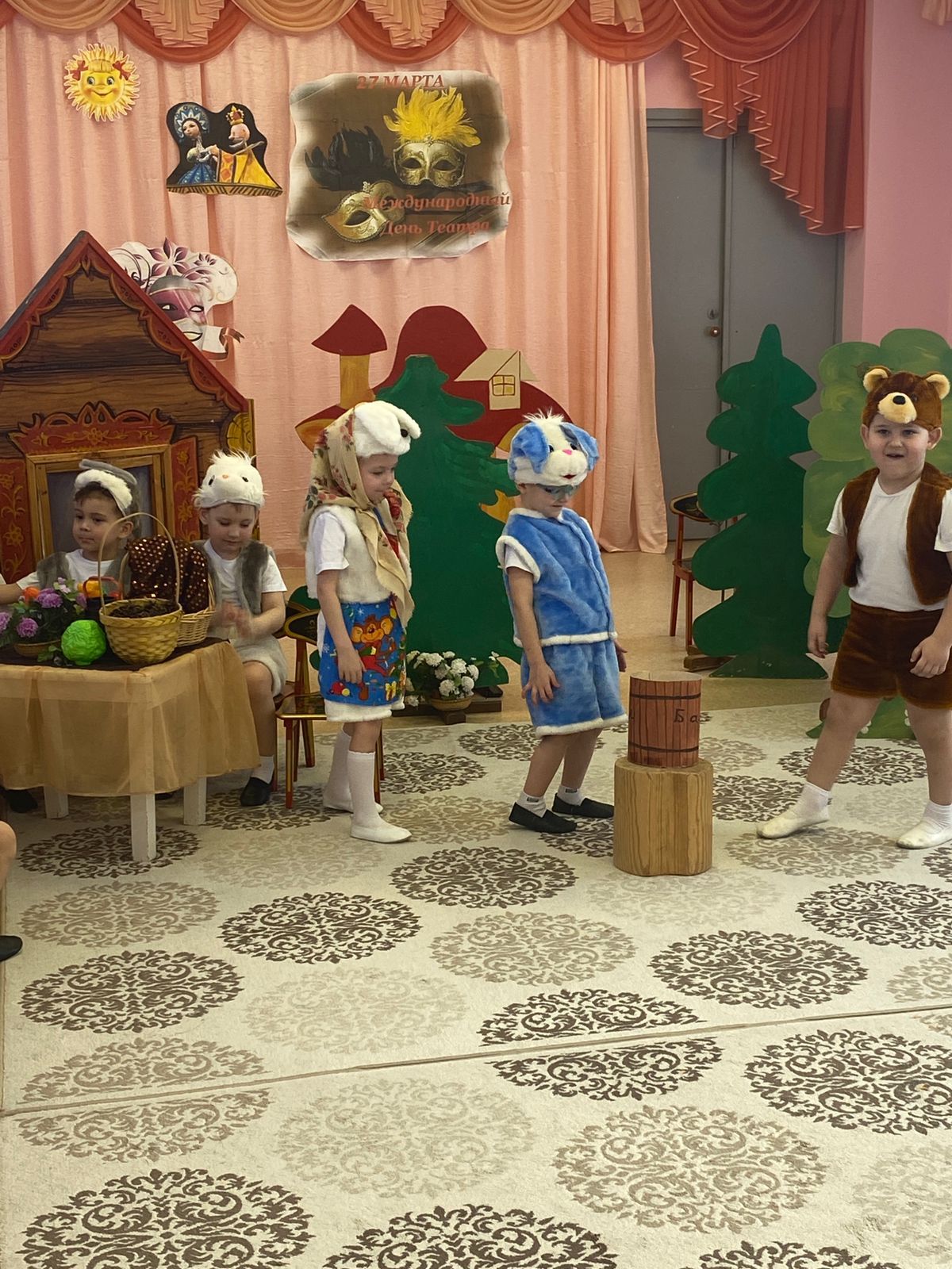 Габишевский детский сад «Одуванчик» объявил неделю театра