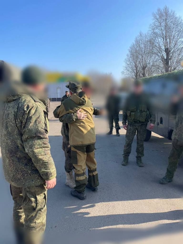 Глава Лаишевского района Ильдус Зарипов посетил в ЛНР земляков- военнослужащих