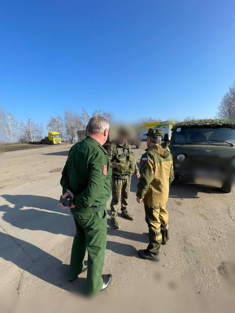 Глава Лаишевского района Ильдус Зарипов посетил в ЛНР земляков- военнослужащих