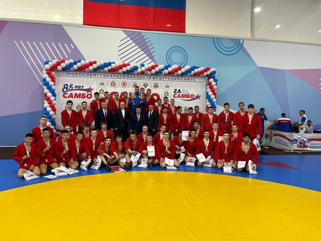 Лаишевские самбисты успешно выступили на Кубке мэра Новосибирска