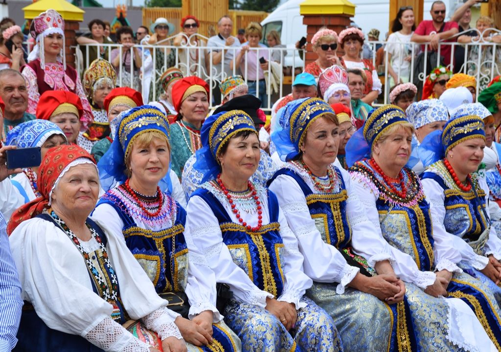 Главное действие Каравона в селе Никольское наблюдали сотни зрителей