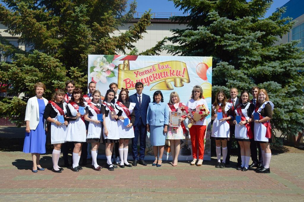 Стала известна дата проведения последнего звонка в Лаишевском районе