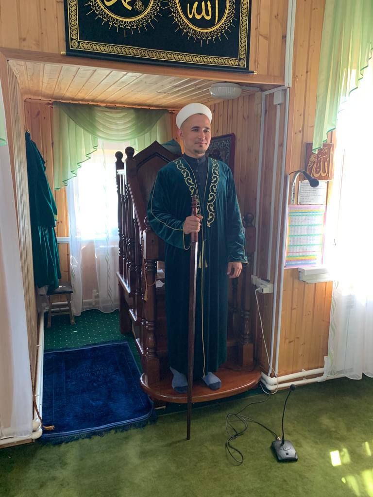 Имам-мухтасиб Наиль хазрат Абулханов провел пятничную проповедь в мечети села Малая Елга