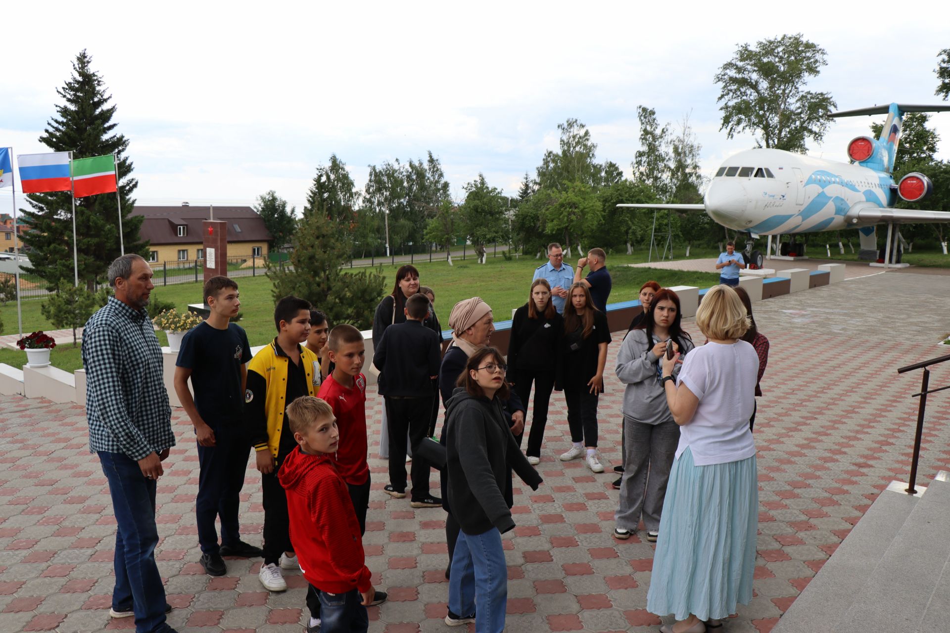 Прокурор Лаишевского района поздравил воспитанников детского дома с Днем защиты детей