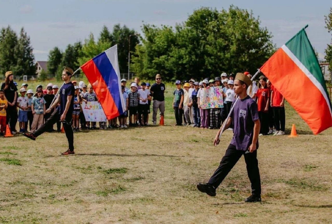 Депутаты из Казани посетили лагерь в Лаишевском районе