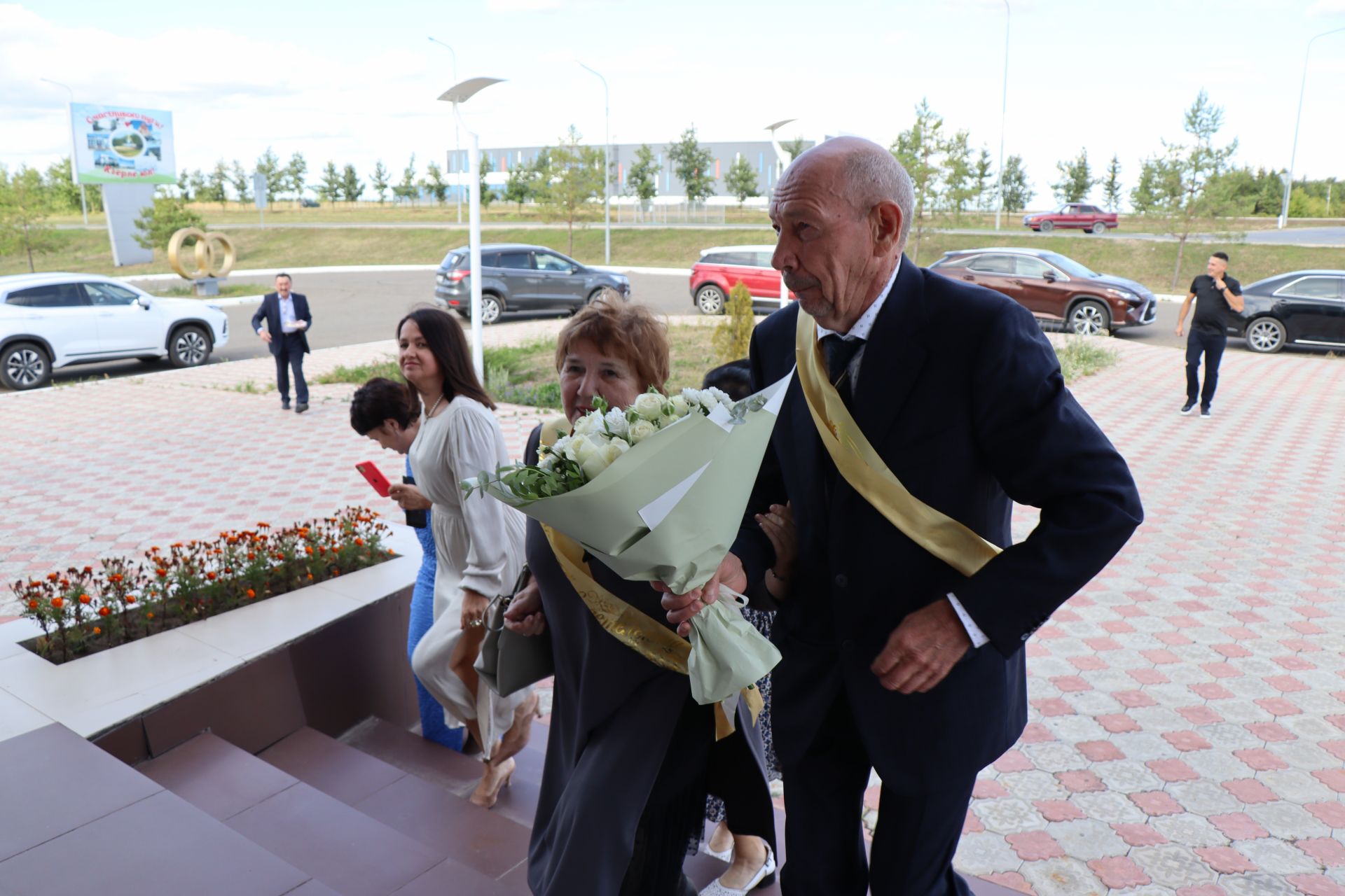 Полвека вместе рука об руку: жители Лаишевского района Данис и Талия отмечают золотую свадьбу
