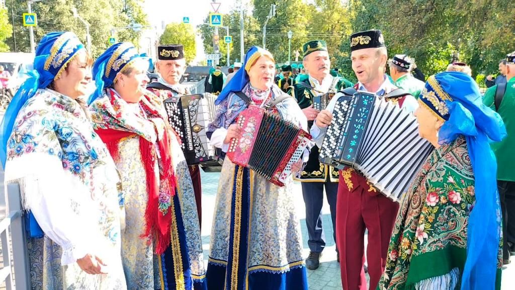 Ансамбль «Русская душа» стал лауреатом республиканского фестиваля-праздника народного творчества «Играй, гармонь!»