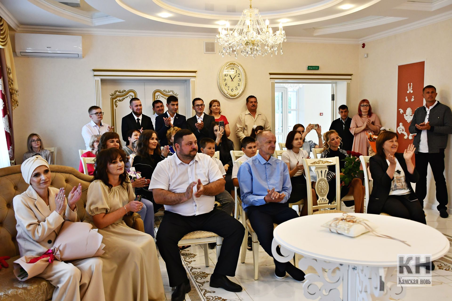 Семья Козиных зарегистрировала брак в День города Лаишево
