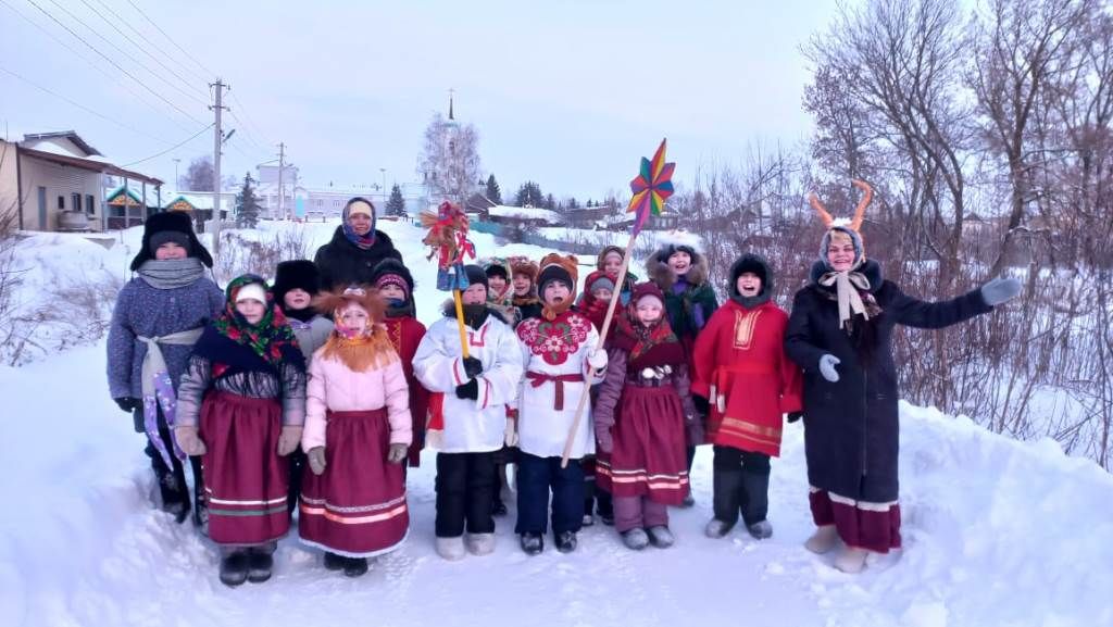 В Татарстане, в селе Никольское Лаишевского района колядовать ходили