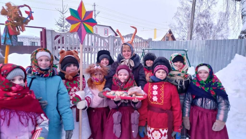 В Татарстане, в селе Никольское Лаишевского района колядовать ходили