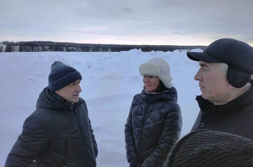 Сегодня в Тат. Янтыке проходит встреча жителей с главой сельского поселения