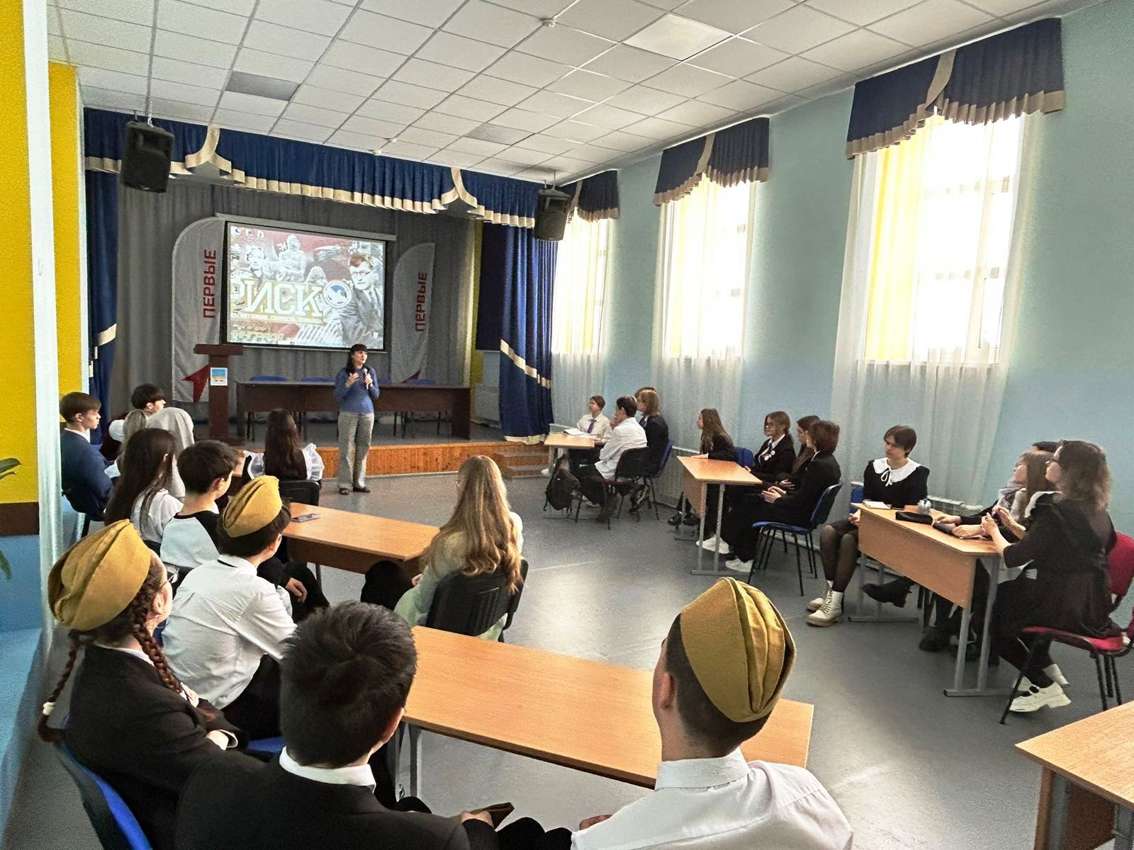 Школьники игру «РИСК» посвятили снятию блокады Ленинграда