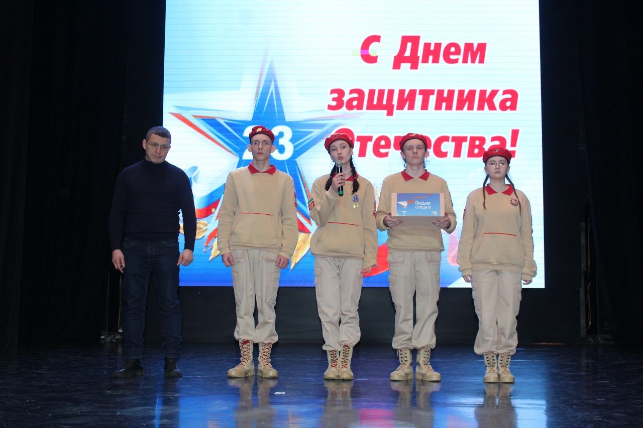 Глава Лаишевского района поздравил участников СВО с Днем защитника Отечества