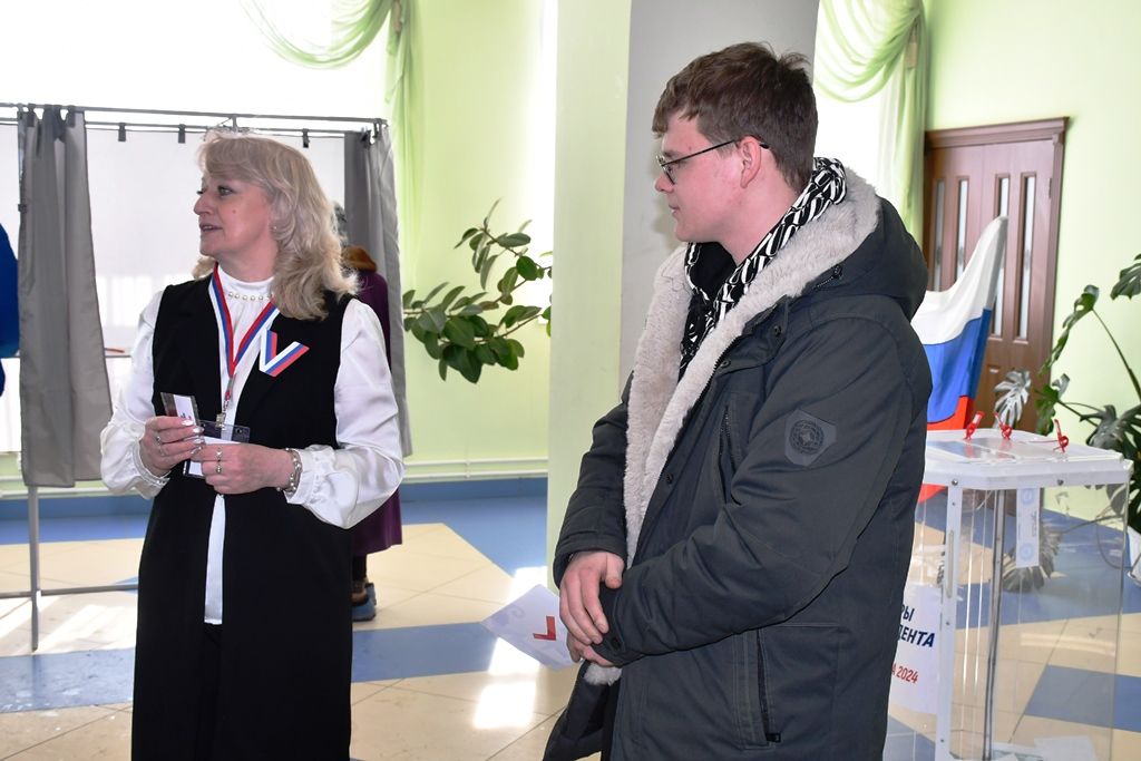 В Сокурах впервые проголосовал Кирилл Морозов