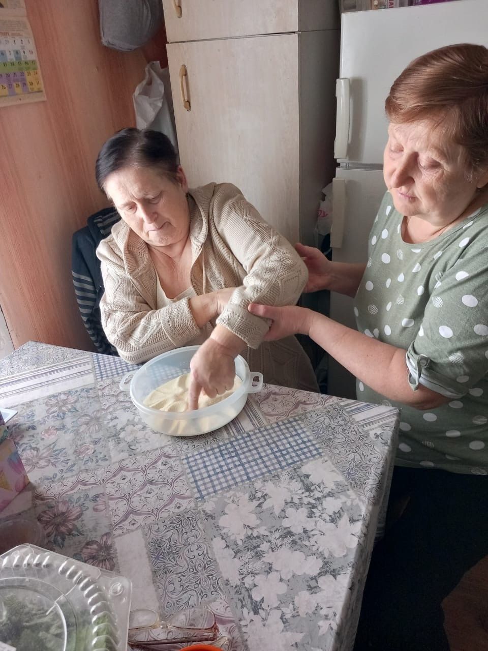 В Лаишевском районе при работе с пожилыми людьми применяют «Песочную терапию»