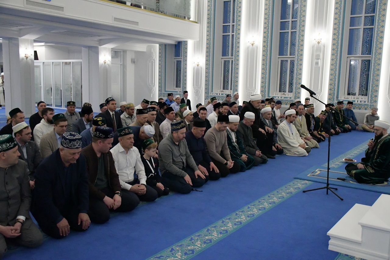 В Соборной мечети г.Лаишево прошел первый ифтар