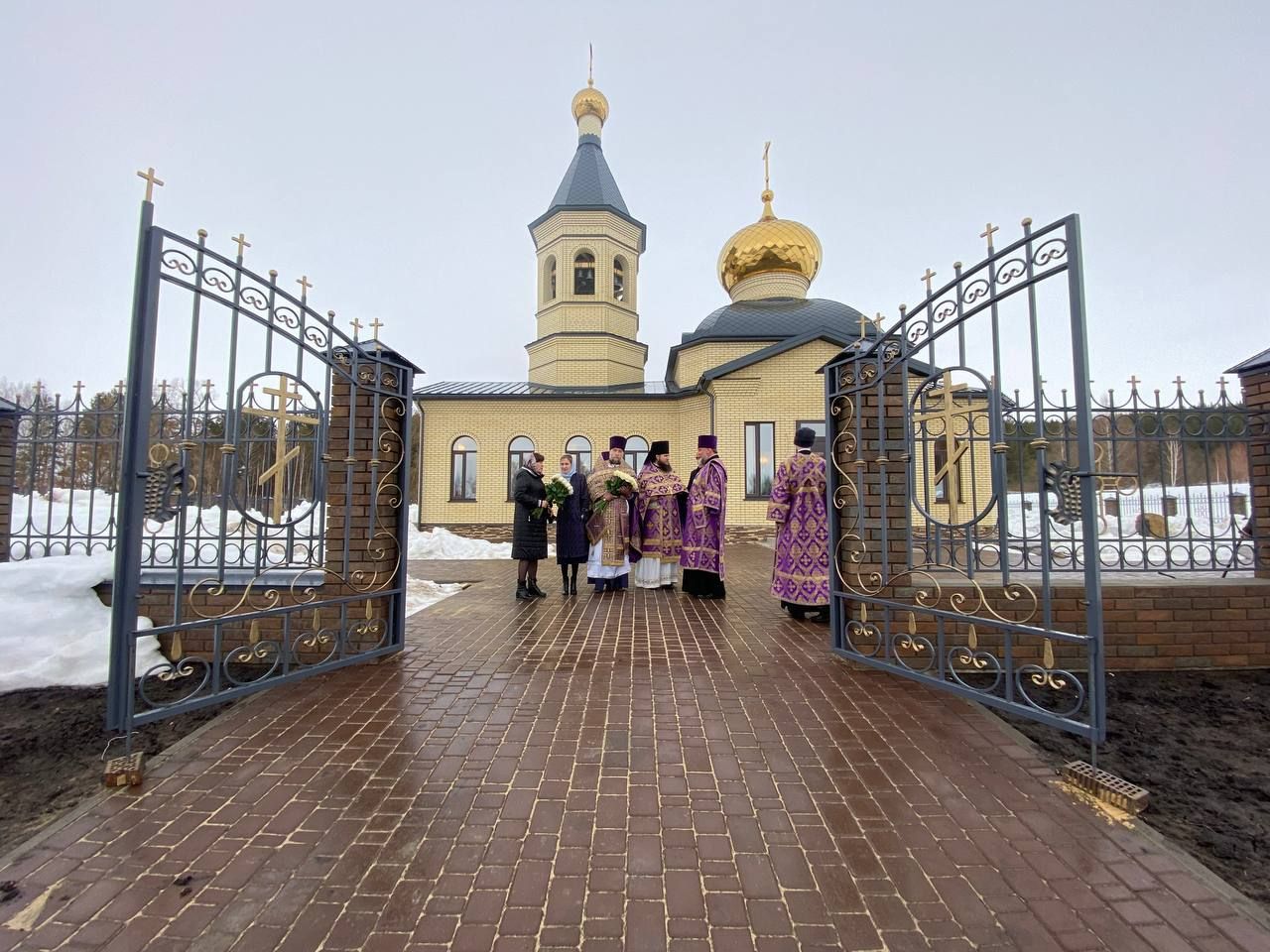 В селе Среднее Девятово Лаишевского района открыли храм преподобного Алексия, человека Божия