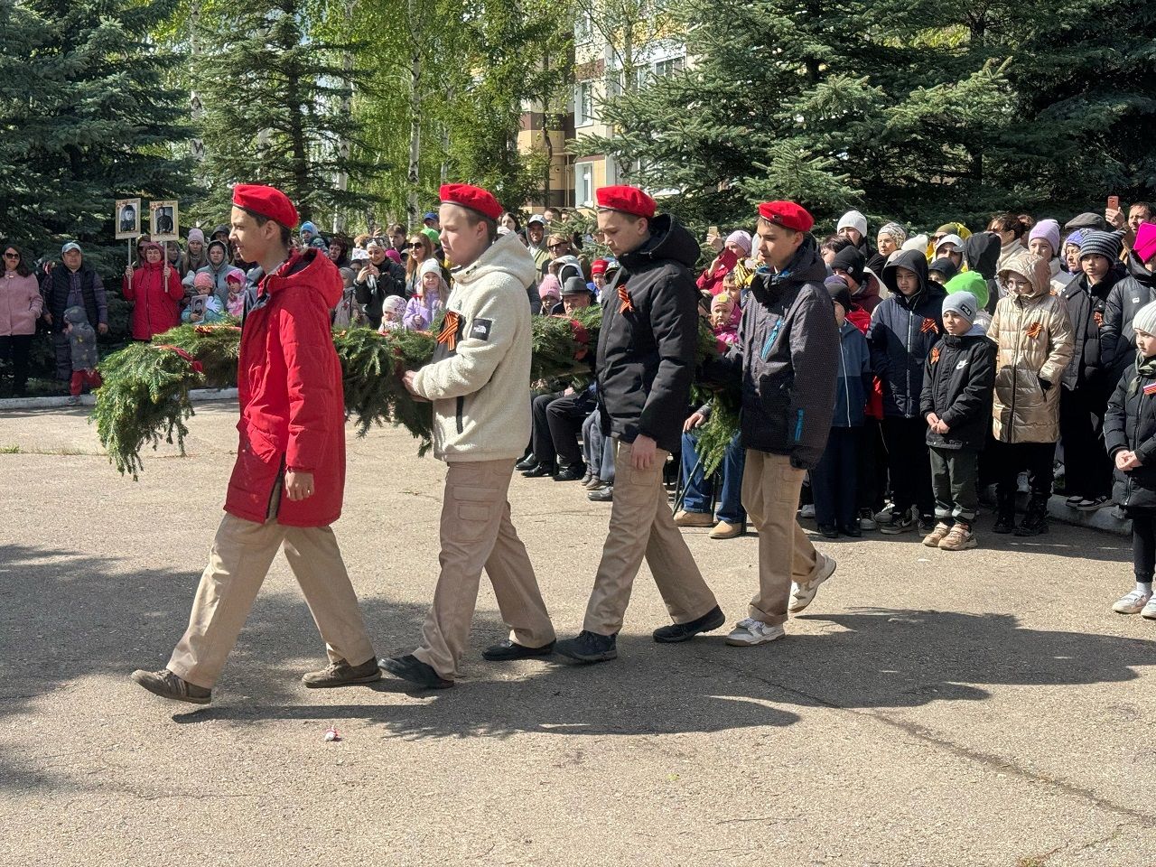 В Габишевской школе Лаишевского района провели акцию «Бессмертный полк»