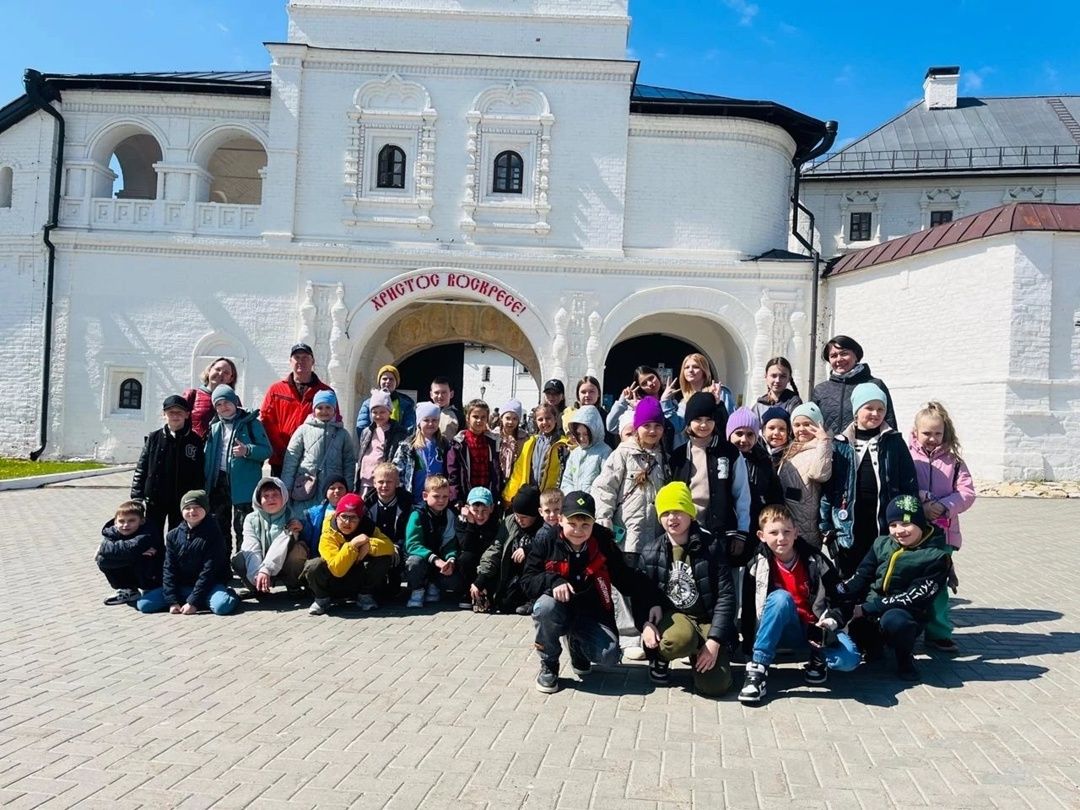 Лаишевские гимназисты посетили остров-град Свияжск