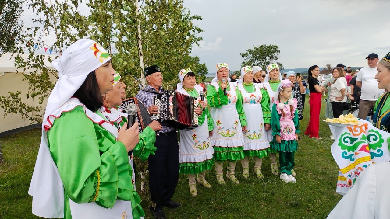 Весело и по-домашнему тепло прошел в Атабаево Сабантуй