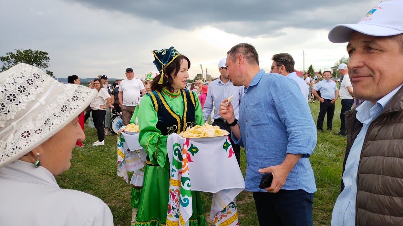 Весело и по-домашнему тепло прошел в Атабаево Сабантуй