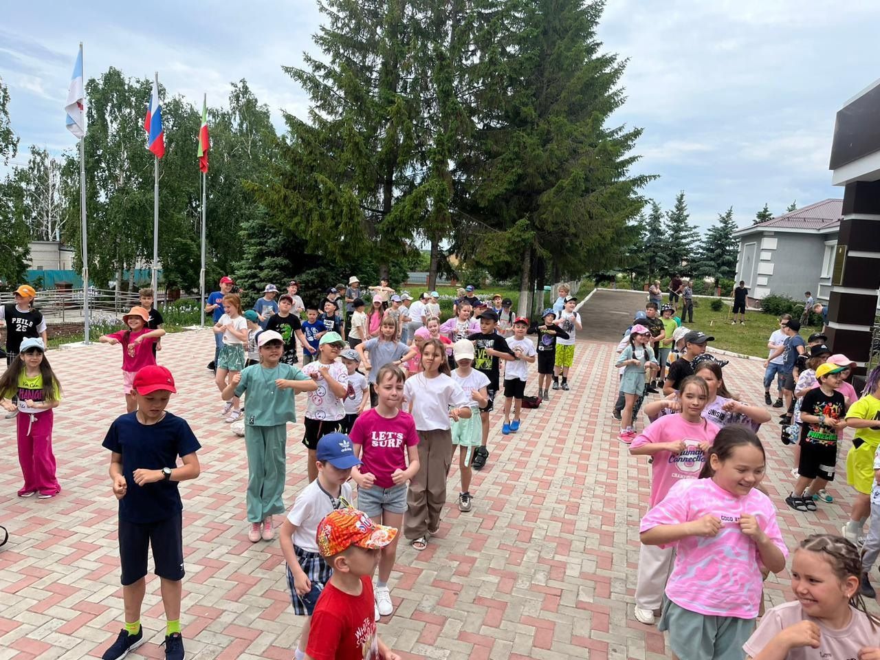 В пришкольных лагерях Лаишевского района кипит жизнь