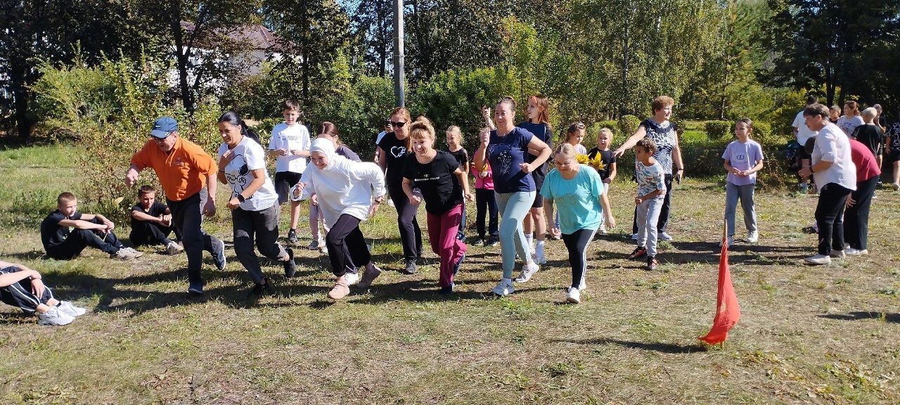Взрослые и дети Лаишевского района участвовали в «Кроссе нации»