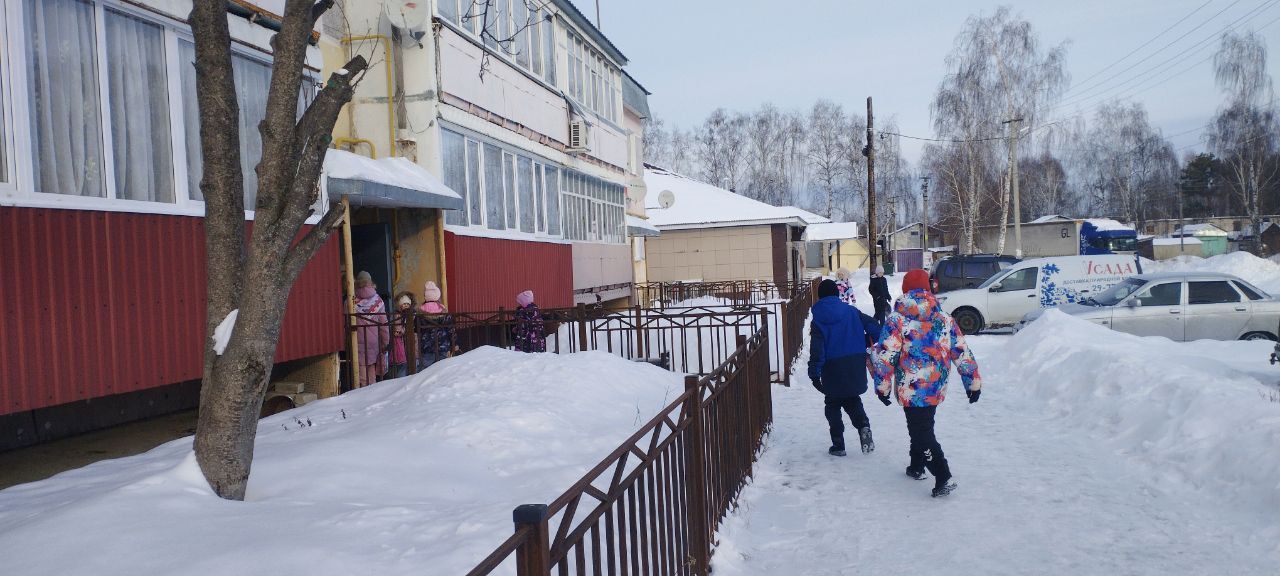 Орловские дети колядовали и поздравляли односельчан с Рождеством