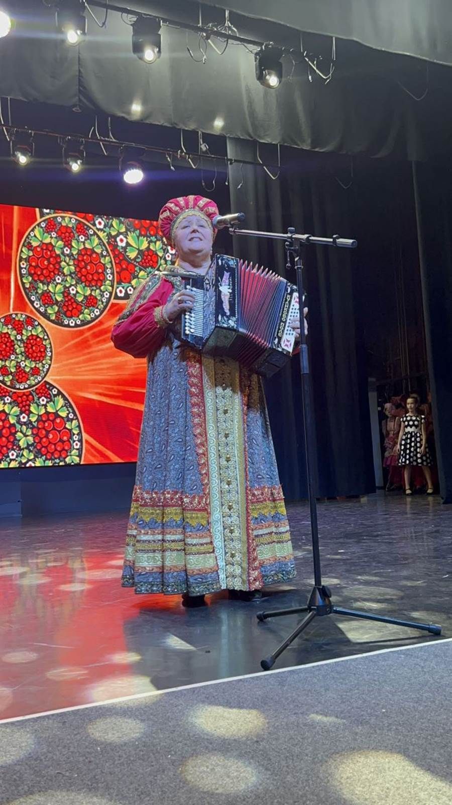 Район мәдәният йортында өлкән буын өчен бәйрәм концерты булды