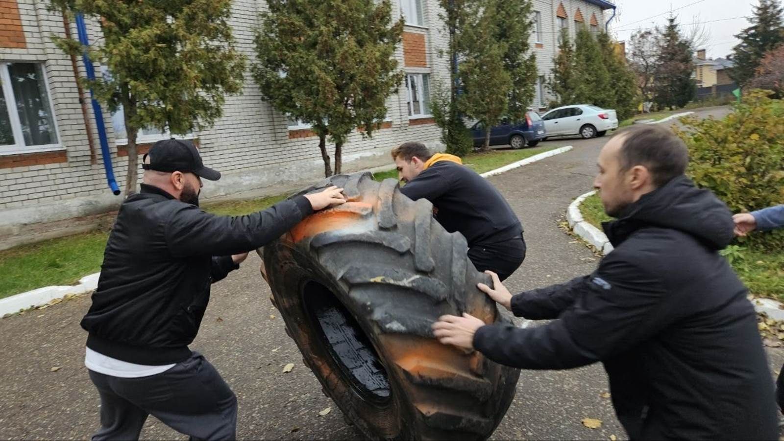 Лаеш районы укучыларының әтиләре каршылыклар полосасын үттеләр